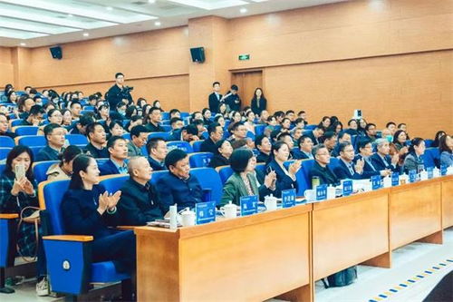 徐州市云龙区举行基础教育高质量发展研讨会，共绘教育新蓝图